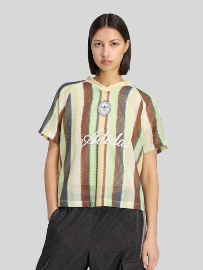 adidas Originals Oversize T-Shirt mit Logo-Stitching Hellgruen 3
