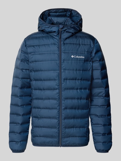 Produktfoto, niebieska kurtka pikowana z efektem pikowania, krój regular fit, Kaptur, nadruk z logo, zamek błyskawiczny, Model 'Lake 22™' od Columbia, Długość tyłu w rozmiarze M: 72 cm, Szerokość ramion w rozmiarze M: 43 cm, Szerokość klatki piersiowej w rozmiarze M: 42 cm, Długość rękawów w rozmiarze M: 70 cm
