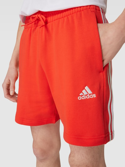 ADIDAS SPORTSWEAR Sweatshorts mit Logo-Stitching Rot 3