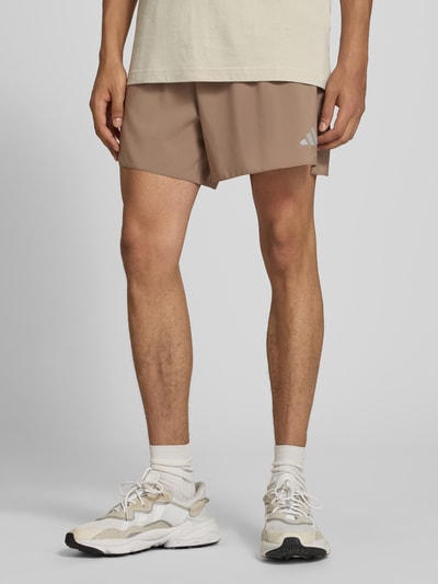 adidas Training Regular Fit Sportshorts mit Logo-Print Modell 'Run Ess Shor M' Khaki 4