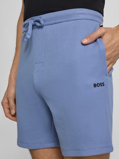 BOSS Regular Fit Sweatshorts aus Baumwoll-Mix Modell 'WAFFLE' Jeansblau 3