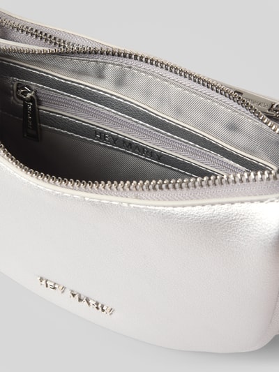 Hey Marly Handtasche mit Label-Applikation Modell 'Sporty Sister' Silber 5
