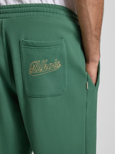 BLKVIS Regular Fit Sweatpants mit Gesäßtasche Modell 'Source' Gruen 3