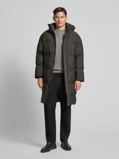 Lindbergh Steppmantel mit Kapuze Modell 'Recycled padded coat' Oliv 1