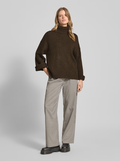 Gina Tricot Sweter z dzianiny o kroju oversized z golfem Ciemnozielony 1