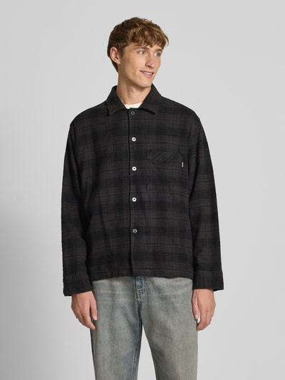 REVIEW Regular Fit Freizeithemd mit Kentkragen Black 4