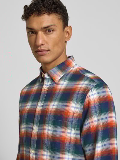 Christian Berg Men Regular Fit Freizeithemd mit Button-Down-Kragen Kupfer 3