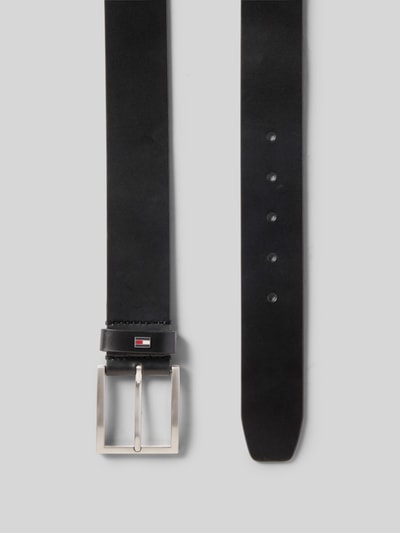 Produktfoto, Gürtel aus Leder von Tommy Hilfiger in Schwarz mit Dornschließe, fixierter Gürtelschlaufe, Logo-Applikation, Gürtelbreite: 4 cm