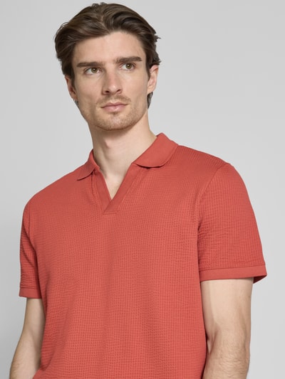MCNEAL Regular Fit Poloshirt mit V-Ausschnitt Terra 3