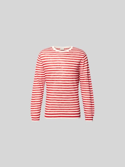 Produktfoto, Longsleeve aus Leinen-Mix von Closed mit rot-weißem Streifenmuster, Strick-Optik, Regular-Fit, Rundhalsausschnitt, langärmelig, Rückenlänge bei Größe M: 69 cm.