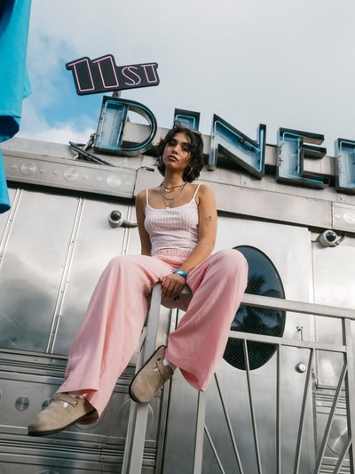 Review Wide Leg Stoffhose mit elastischem Bund Rosa 6