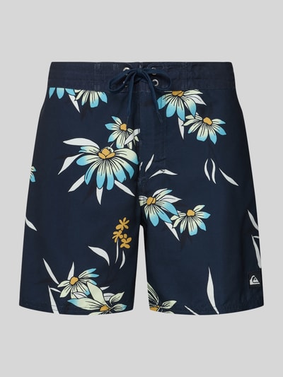 Produktfoto, zwembroek in all-over look van Quiksilver voor heren, regular fit, elastische band met tunnelkoord, donkerblauw met bloemmotief