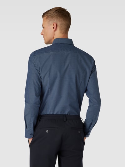 BOSS Slim Fit Business-Hemd mit Allover-Muster Modell 'Hank' Marine 5