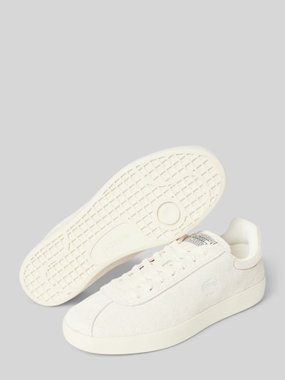 Lacoste Sneakersy z fakturowanym wzorem model ‘BASESHOT’ Écru 4