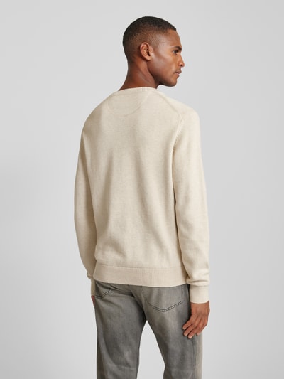 s.Oliver RED LABEL Regular Fit Strickpullover aus reiner Baumwolle mit Label-Stitching Sand 5