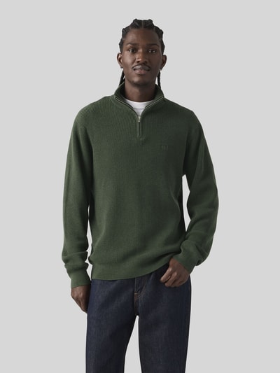 Levi's® Relaxed Fit Pullover aus reiner Baumwolle Modell 'QUARTER' Oliv 4