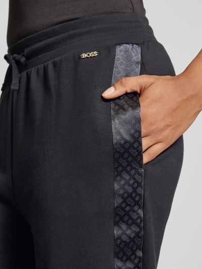 BOSS Jogpants mit elastischem Bund und Label-Detail Black 3