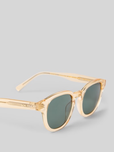 Produktfoto, Sonnenbrille mit durchsichtigem Gestell Modell 'BILLE' von MESSY WEEKEND, unifarbene Optik, Logo-Detail, runde Gläser, glatte Oberfläche