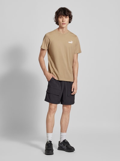 PUMA PERFORMANCE T-Shirt mit Logo-Print Beige 1