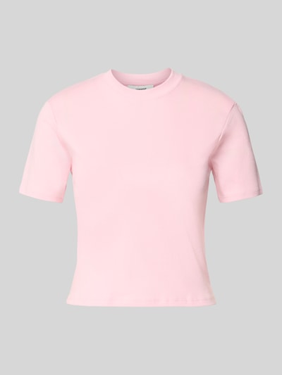 Produktfoto, T-Shirt mit Rundhalsausschnitt von Topshop, damski t-shirt z bawełny, krój taliowany, okrągły dekolt, krój krótki, długość tyłu w rozmiarze S: 47 cm