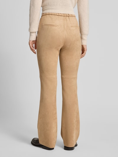 Betty Barclay Flared Fit Stoffhose in Leder-Optik Modell 'September' Beige 5