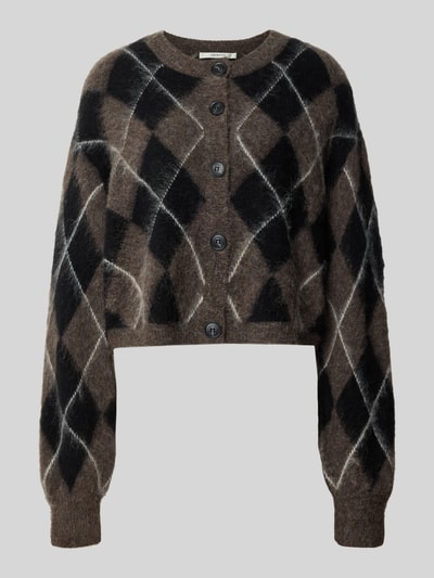 Productfoto, Cardigan aus Woll-Mix im Allover-Look Modell 'sida' van Gestuz, bruin met zwart-wit ruitpatroon, ronde hals, knopen, relaxed fit, zachte textuur, dames cardigan met alpaca, ruglengte 50 cm, mouwlengte 72 cm