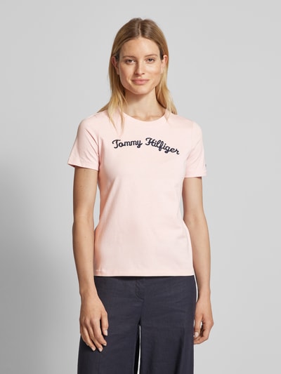 Tommy Hilfiger T-Shirt mit Label-Stitching Modell 'SCRIPT' Rosa 4
