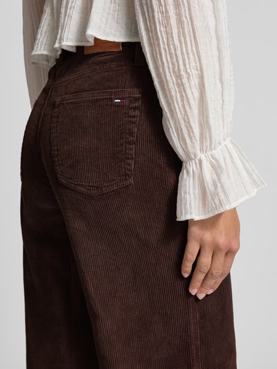 Tommy Jeans Wide Leg Cordhose aus reiner Baumwolle Dunkelbraun 3