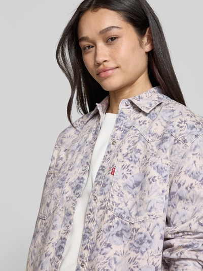Levi's® Regular Fit Jeansbluse mit aufgesetzten Brusttaschen Modell 'TEO' Hellblau 3
