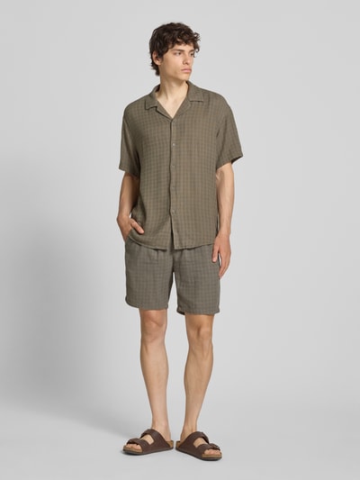 ONLY & SONS Regular Fit Shorts aus Viskose-Leinen-Mix Modell 'TEL LATHAM' Oliv 1