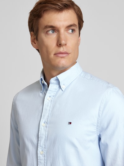 Tommy Hilfiger Regular fit vrijetijdsoverhemd met button-downkraag Lichtblauw - 3