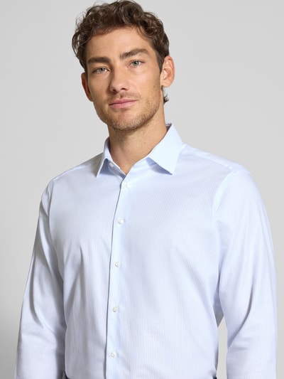 Christian Berg Men Regular Fit Business-Hemd mit Kentkragen Bleu 3