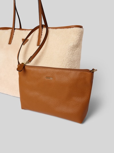 Guess Tote Bag mit Label-Detail Modell 'VICTTORIA' Cognac 3