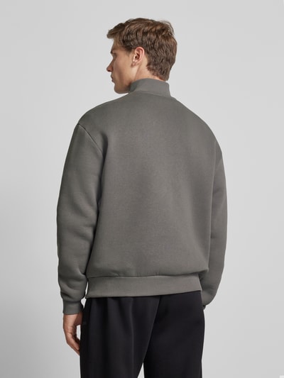 REVIEW Essentials Half-Zip Sweatshirt Dunkelgrau 5