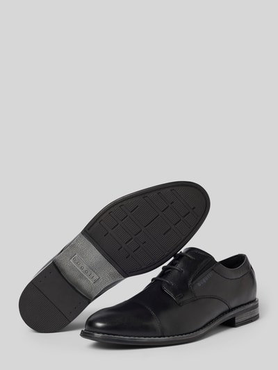 Produktfoto, Derby aus Leder Modell 'Amros' von bugatti in Schwarz mit Abgerundete-Spitze, Schnürung, Absatzhöhe 3 cm, Schafthöhe 7 cm, Schaftweite 11 cm, glatte Textur, Herren