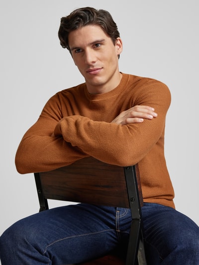 Jack & Jones Premium Sweter z dzianiny z prążkowanymi wykończeniami model ‘LUCAS’ Koniakowy 3