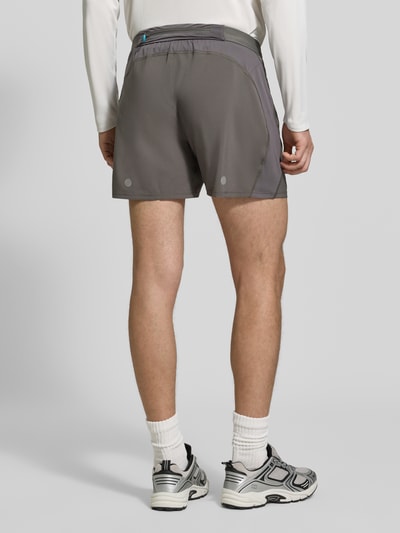 ASICS Shorts mit Logo-Print Modell 'ROAD 5IN' Black 5