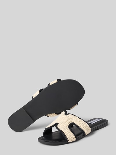 Steve Madden Sandalette mit glatter Sohle Modell 'Zarnia' Ecru 4