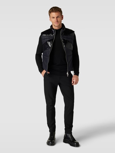 ARMANI EXCHANGE Steppweste mit Reißverschlusstaschen Modell 'Glossy MatMix' Black 1