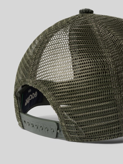 Produktfoto, Trucker Cap mit Motiv-Stitching von GOORIN BROS., olivgrünes Mesh, Cord-Optik, Logo-Detail, verstellbarer Verschluss
