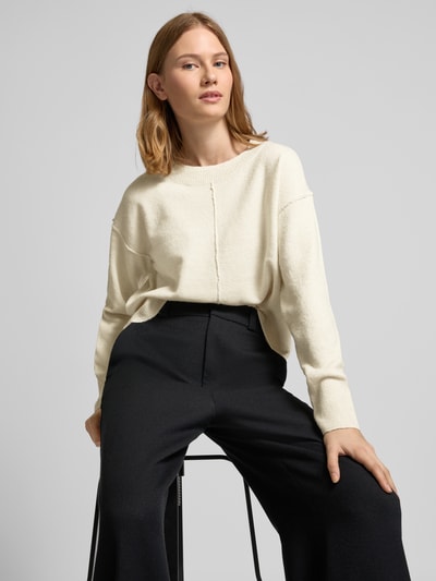 Vero Moda Sweter o kroju regular fit z dzianiny ze szwem na piersi model ‘ESTI’ Écru 3