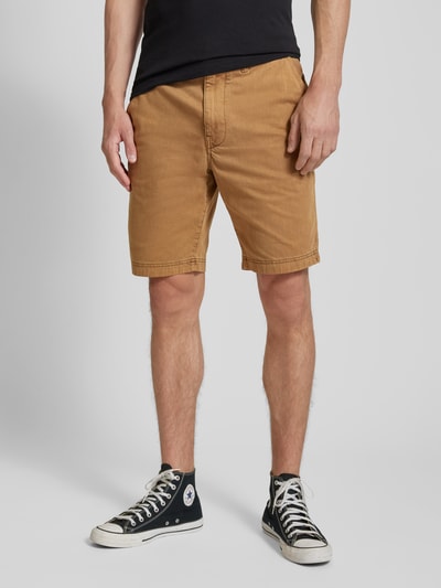 Superdry Szorty chinosy o kroju regular fit z bocznymi, wpuszczanymi kieszeniami Camel 4