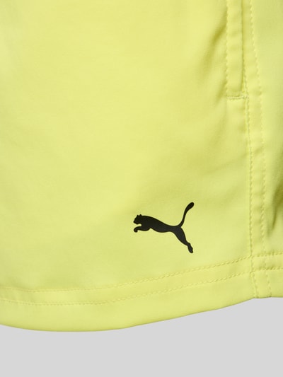 PUMA Regular Fit Badehose mit Logo-Print GELB 2