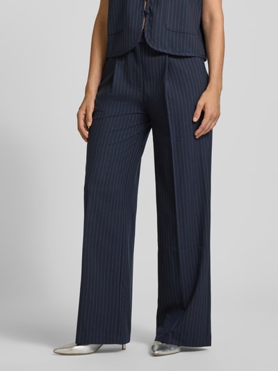 LOLLYS LAUNDRY Wide Leg Anzughose mit Bundfalten Modell 'Tyler' Dunkelblau 4