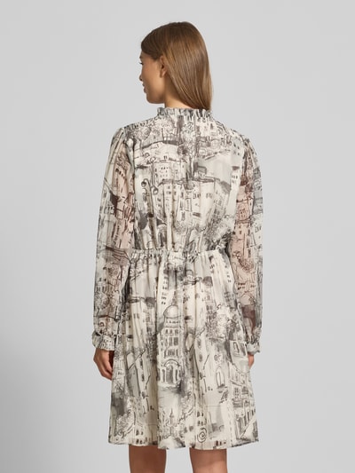 Marc Cain Knielanges Kleid mit Rüschen Sand 5