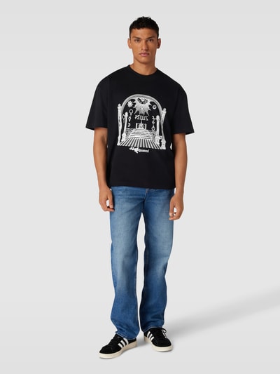 PEQUS T-shirt met motiefprint, model 'Monument' Zwart - 1