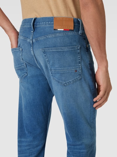 Tommy Hilfiger Tapered fit jeans in 5-pocketmodel, model 'HOUSTON' Lichtblauw - 3