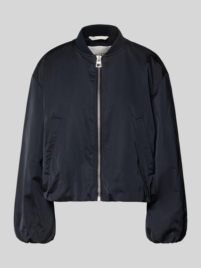Produktfoto, Regular Fit Blouson mit Baseball-Kragen von Marc O'Polo, unifarben, aus recyceltem Material, mit Reißverschluss und langen Ballonärmeln.