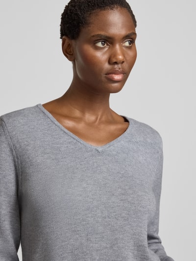 Christian Berg Woman Strickpullover aus Viskose-Mix mit V-Ausschnitt Silber Melange 3