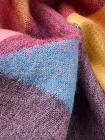 Fraas Sjaal met logopatch, model 'Cashmink' Felroze - 2